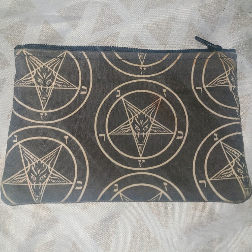 Baphomet cosmetic/dice bag, NWOT, unbranded,4"×6".